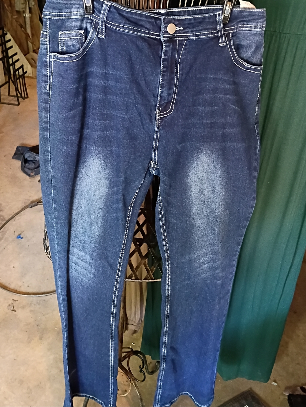 Source Unknown Dark Blue Straight Leg Jeans